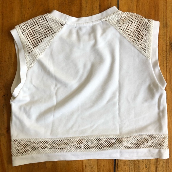 3 FOR $40 ‼️ White Forever 21 Mesh Tank - Picture 2 of 2